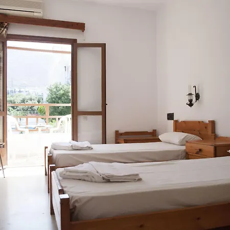 Apart Otel Velissarios 2*