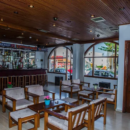 Velissarios 아파트호텔 헐소니소스