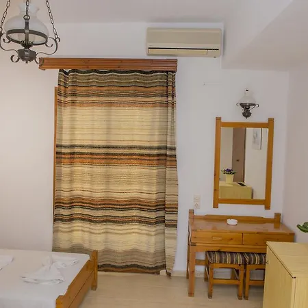 Velissarios 3* 헐소니소스