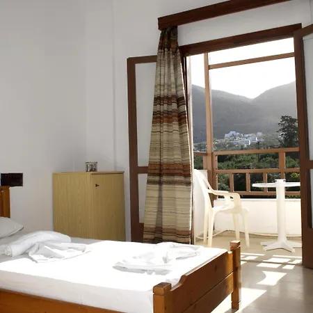 מלון דירות Velissarios 3*