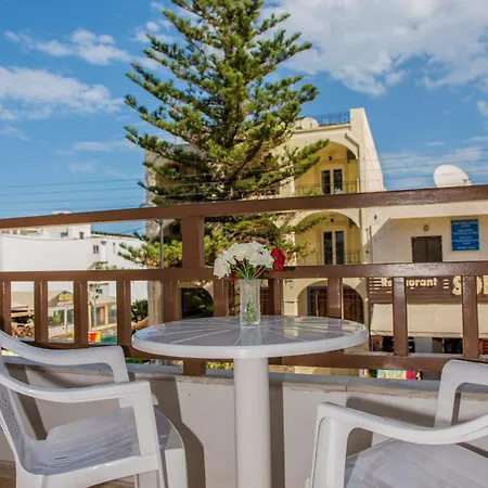 מלון דירות Velissarios 3*